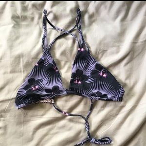 Modern pacific Okinawa Top